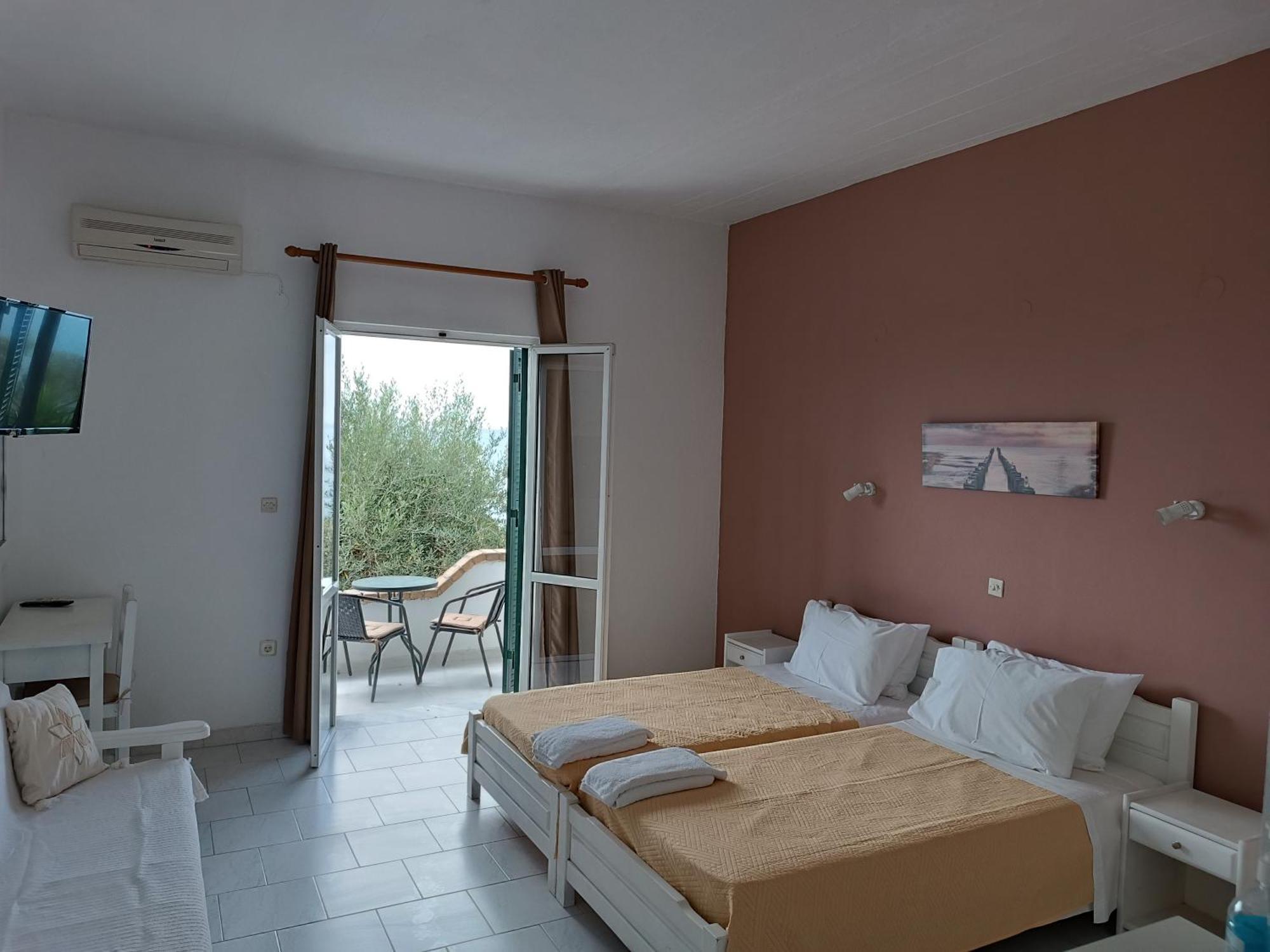 Appartement Nikos - Eleni à Barbati Extérieur photo